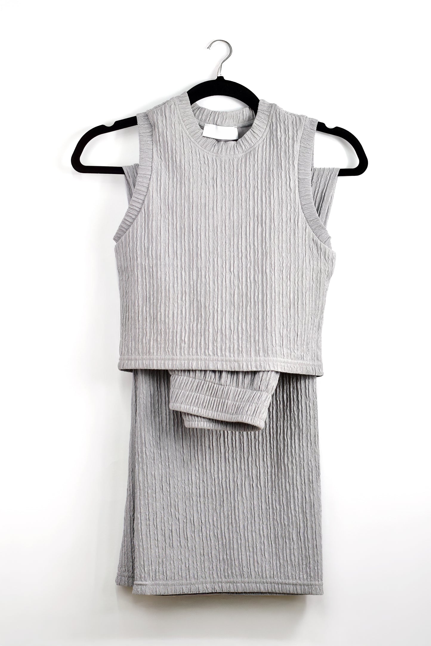 Conjunto gris loungewear crinkle